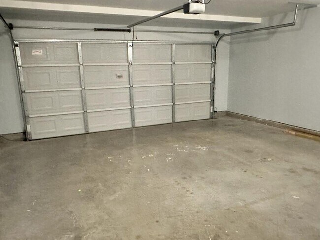 Building Photo - 620 Cartecay Dr