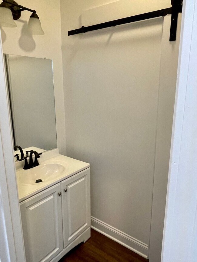 Building Photo - Newly Renovated 2BD/2.5BA with covered Driveway and Backyard