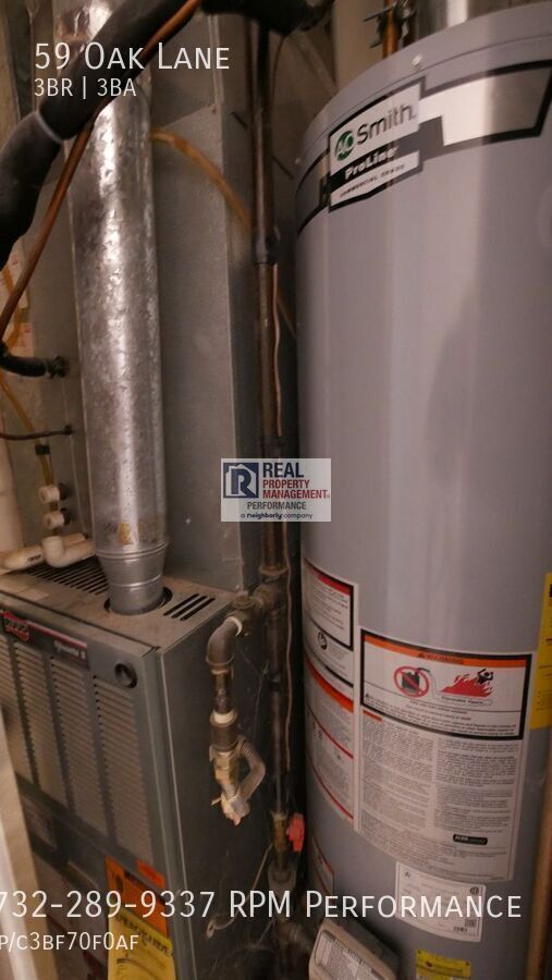 Building Photo - 59 Oak Ln