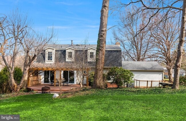 Building Photo - 1700 Chester Mill Rd