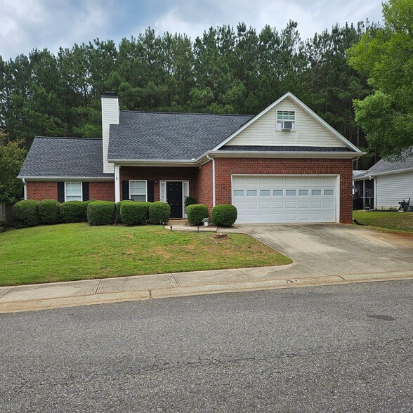 Building Photo - 187 Pine Ridge Trace
