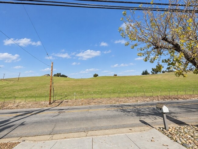 Building Photo - 3544 Clayton Rd