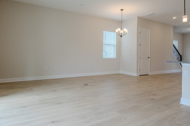 Building Photo - 16705 Wincey Groves Rd