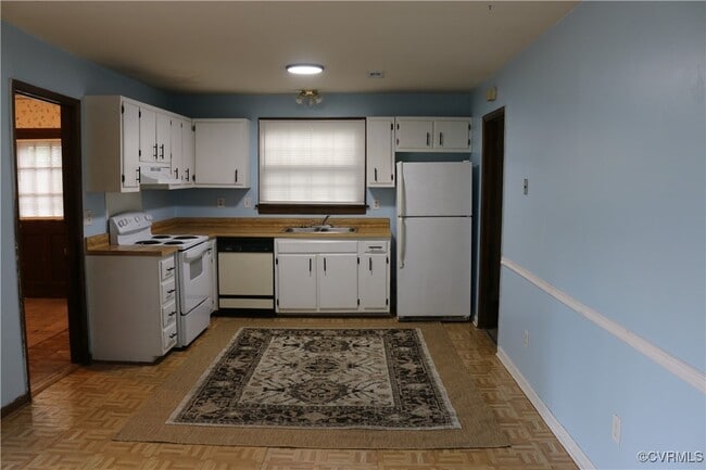 Building Photo - 2923 McManaway Dr