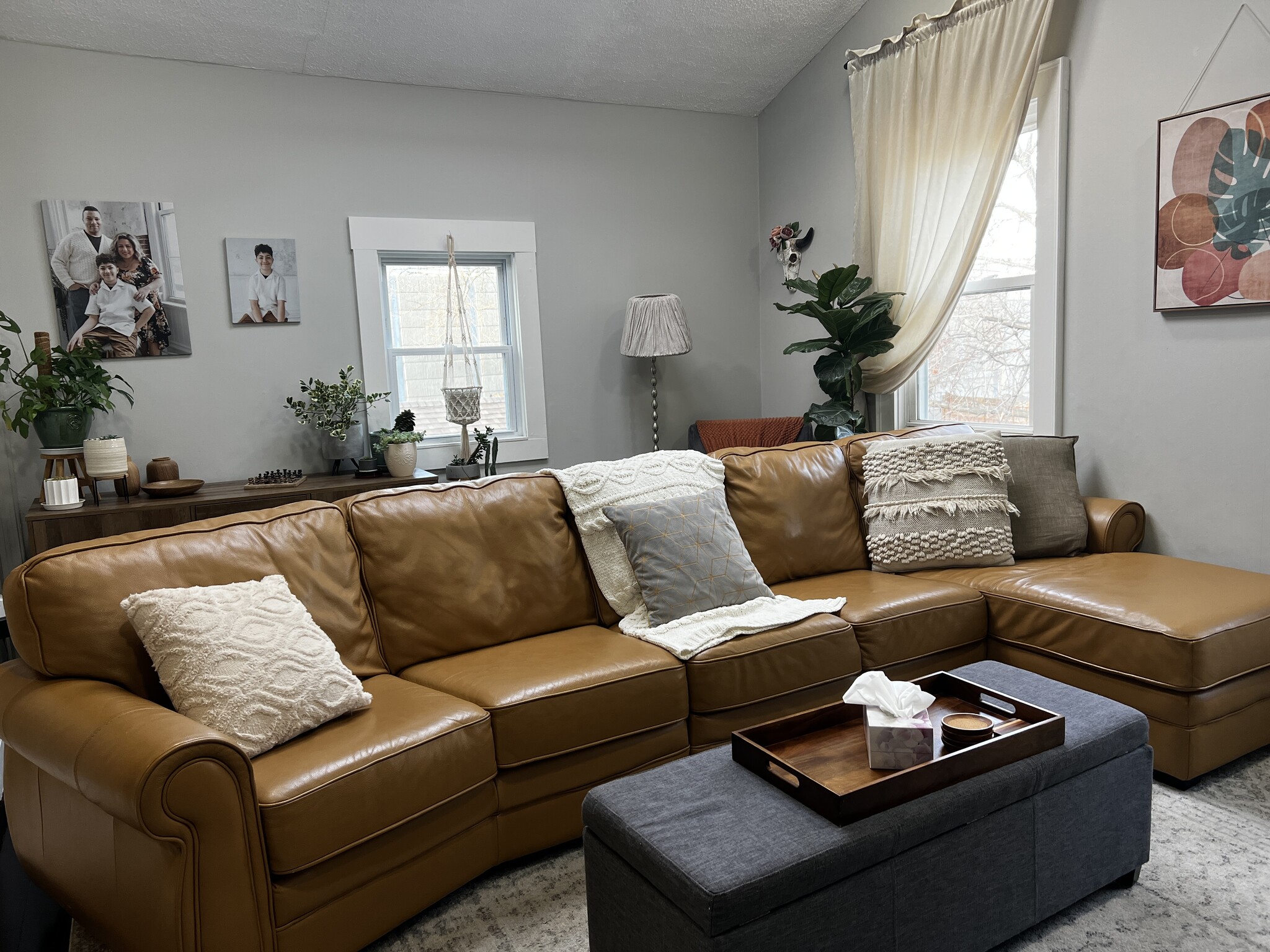 Living Room - 81 Morton Ave
