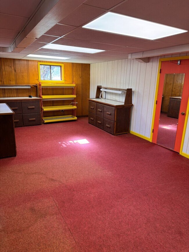 Building Photo - 4 Bedroom || 2.5 Bathroom Home in Boonsboro