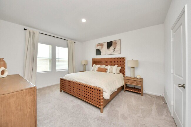 Building Photo - Malta Trace Drive, Rosharon, TX 77583 - 4 BR 2 BA single-family home