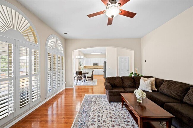 Building Photo - 2239 Snug Harbor NE