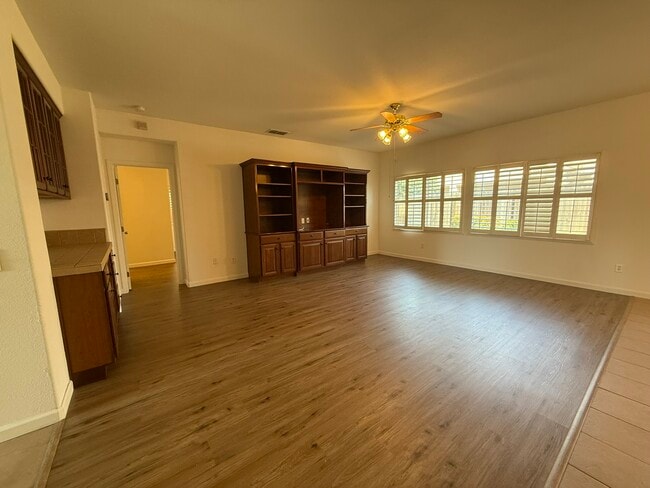 Building Photo - 9397 Boulder River Way