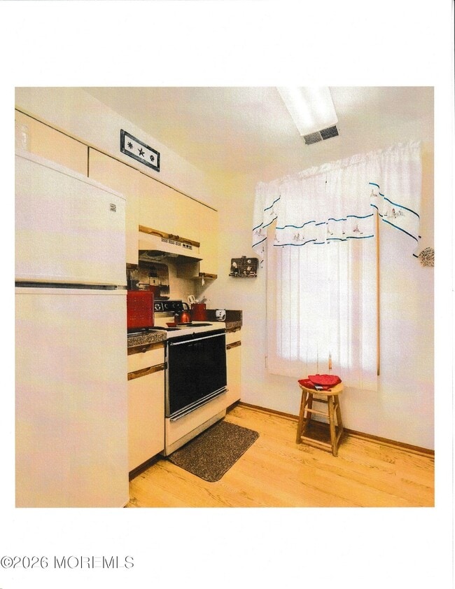 Building Photo - 2011 NJ-35