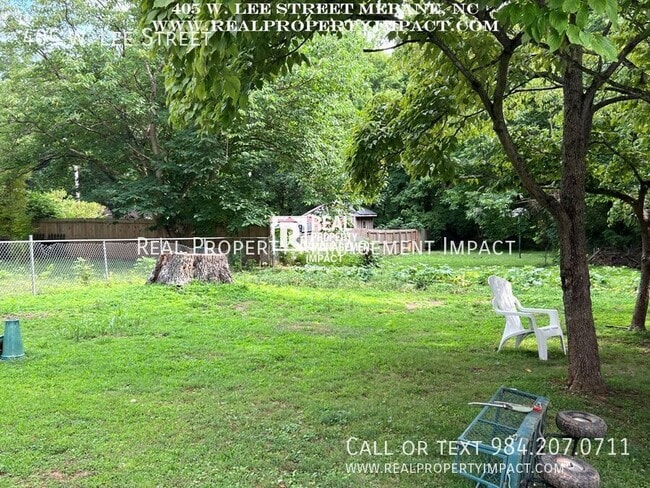 Building Photo - 405 W Lee St