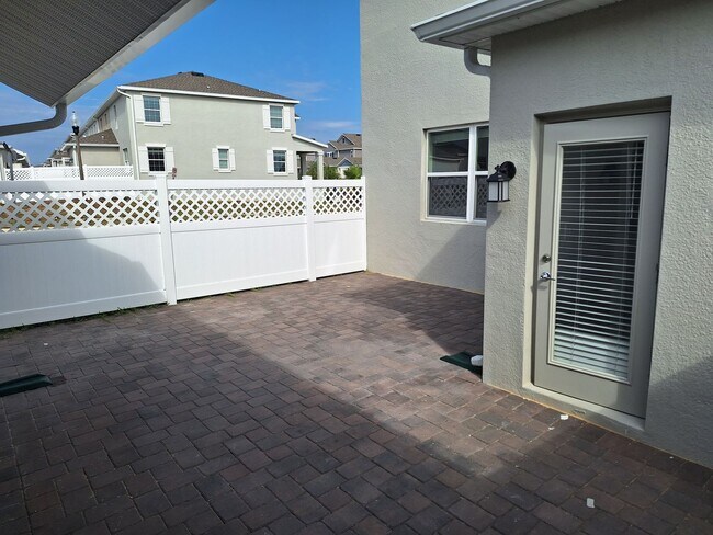 Building Photo - BEAUTIFUL NEW CONSTRUCTION 3 BEDROOM 2.5 B...