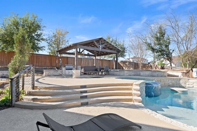 Building Photo - 5916 Davenport Divide Rd