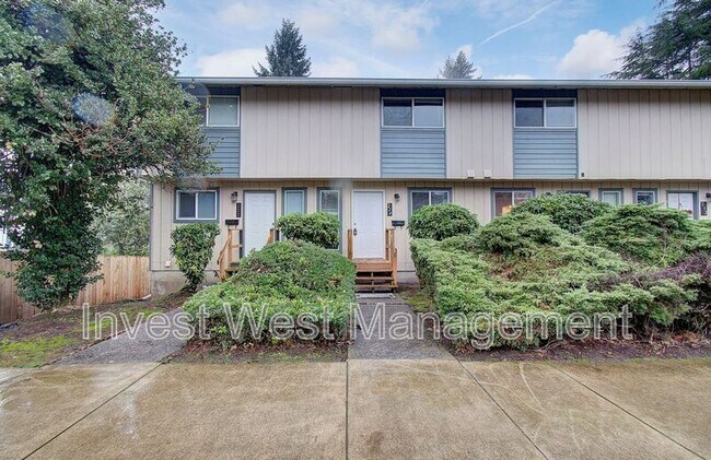 Building Photo - 224 NW 12th Ave