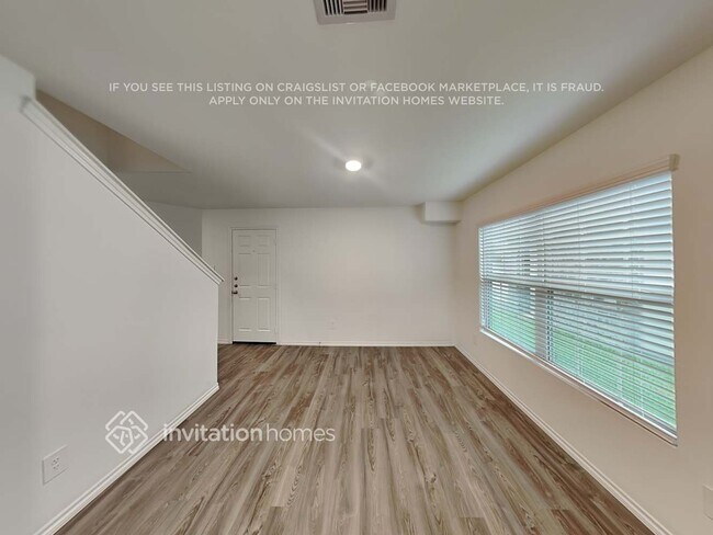 Building Photo - 24106 Mustang Run Dr