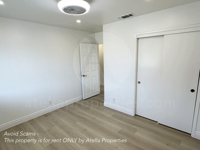 Building Photo - 920 Ross Way