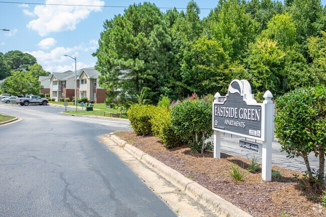 Building Photo - Eastside Green