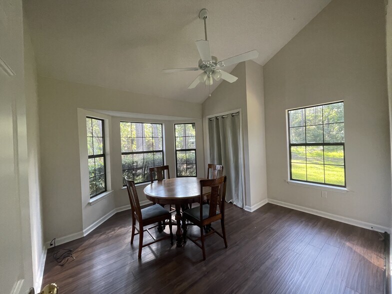** This is a bedroom - 54 Sugaree Dr