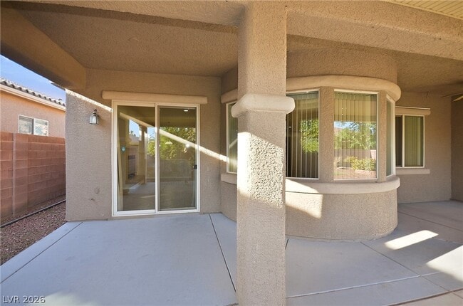 Building Photo - 5707 Golden Leaf Ave