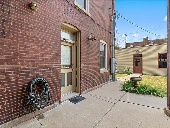 Building Photo - 1924 Geyer Ave