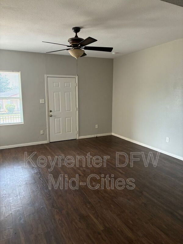 Building Photo - 2735 Purington Ave