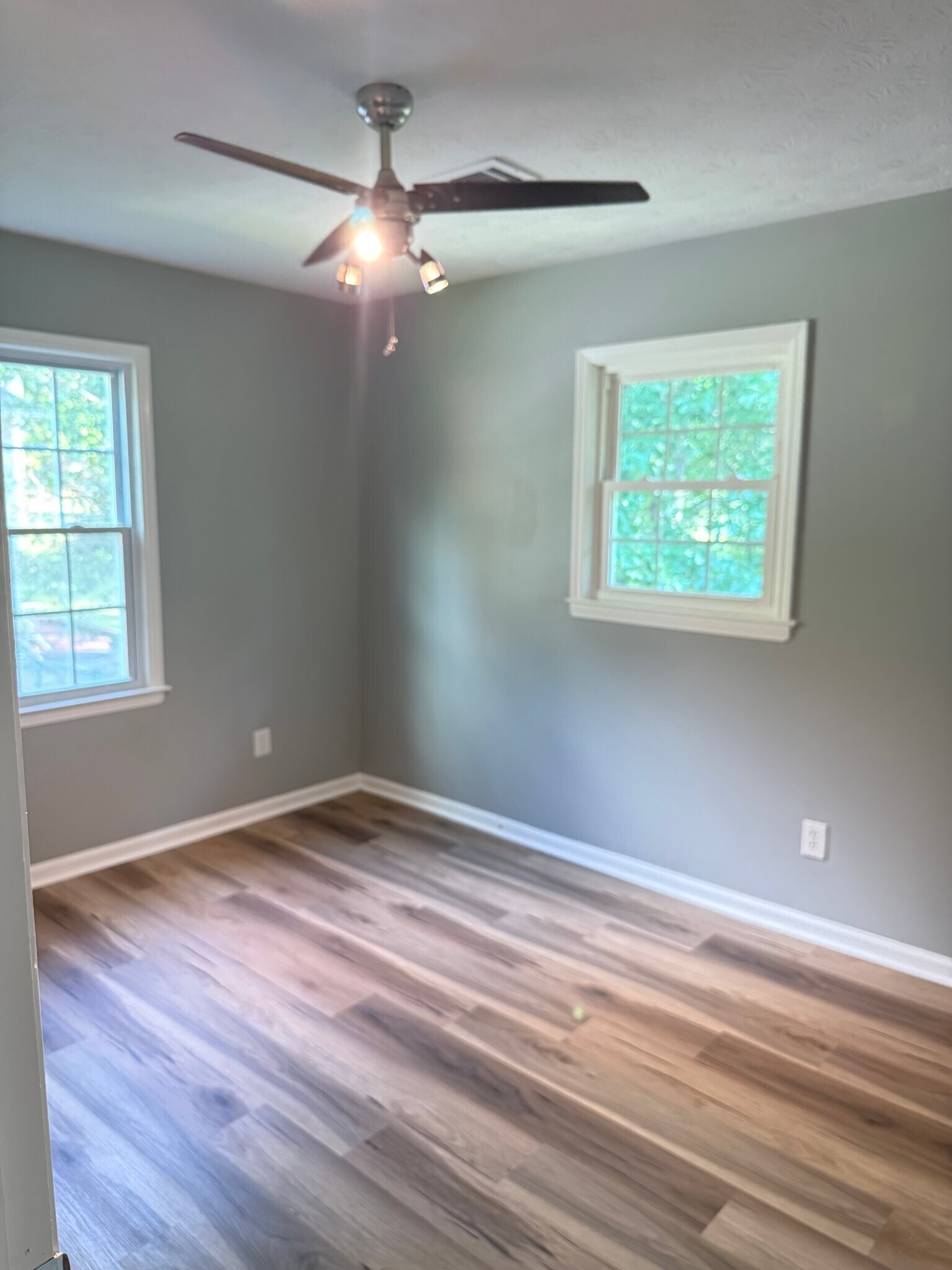 Building Photo - 2270 Fern Valley Dr SW