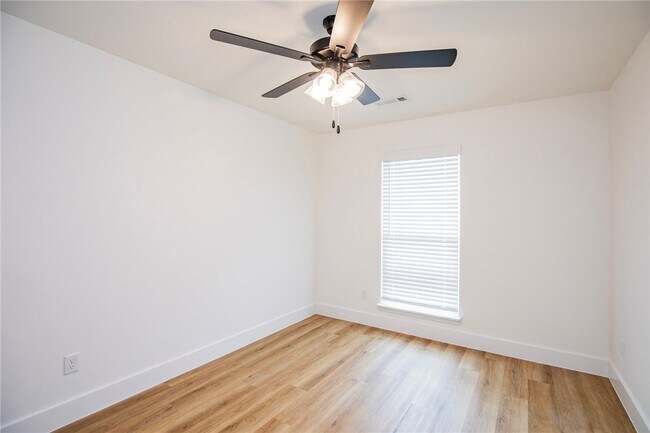 Building Photo - 5034 Moose Holw Ter