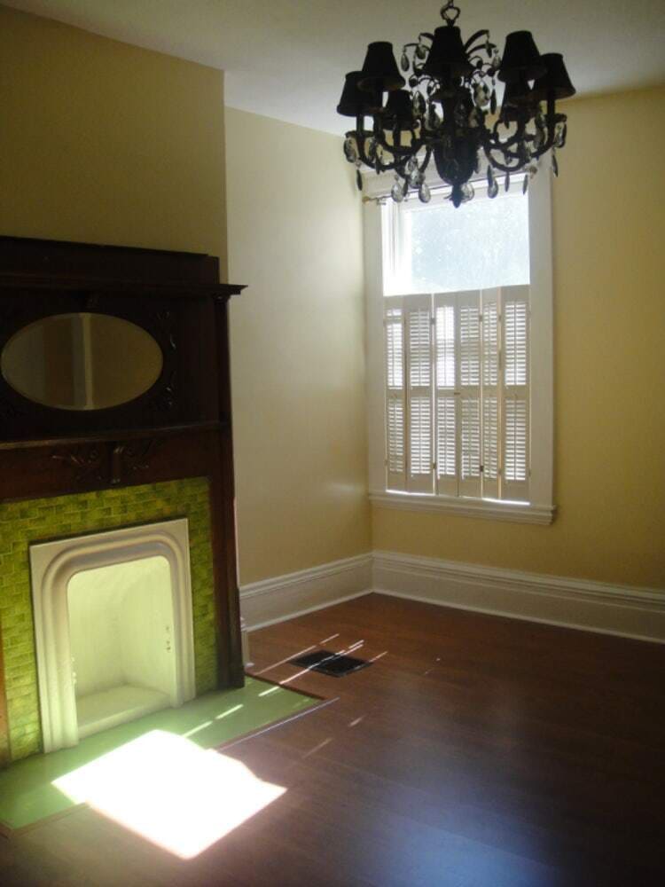 Shutters and chandeliers included - 3284 Dawson Street