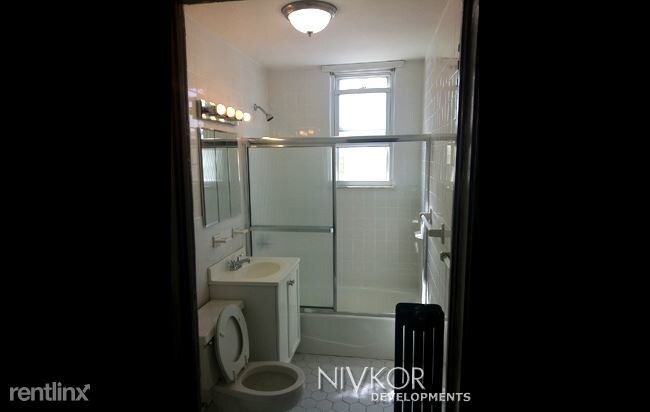 Building Photo - 2 br, 1 bath  - 85 Edgewood Ave Unit 1W