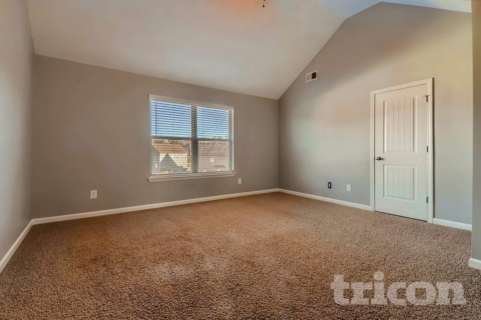 Building Photo - 223 Danvers St