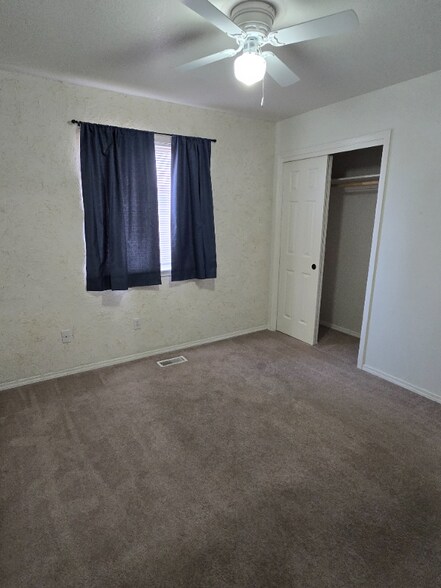 Building Photo - 8120 E Brandts Creek Way