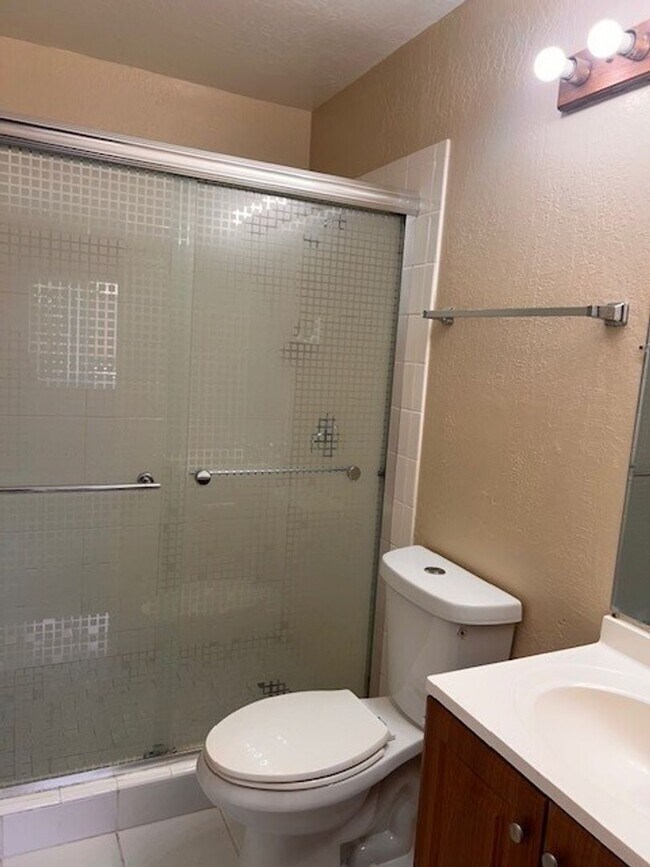 Building Photo - Updated 4BR/2BA Home in South San Jose