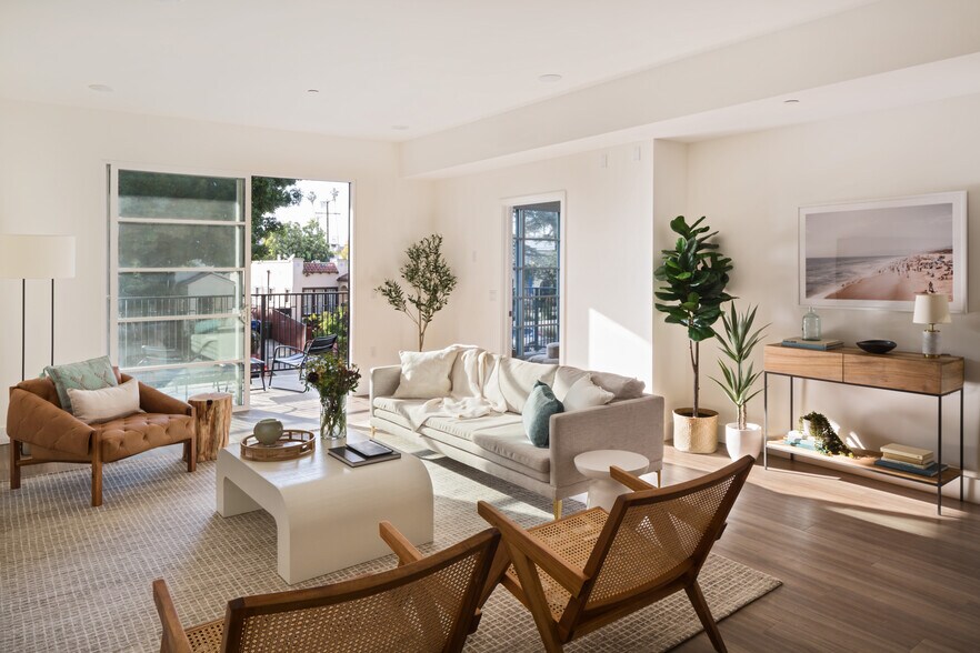 Building Photo - Ecco Norton: Co-Living
