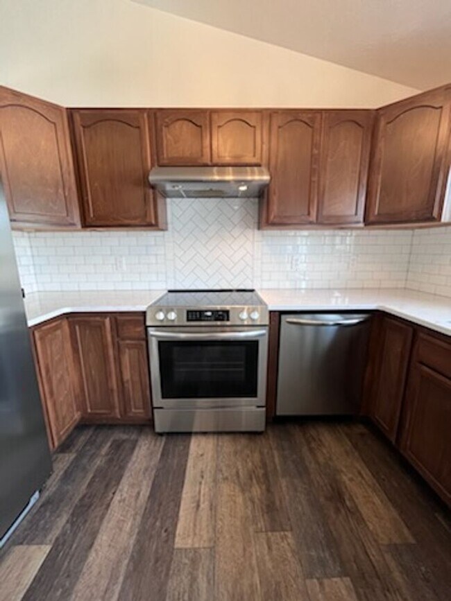 Building Photo - Beautiful 3 bedroom 2 bath home in Post Falls.