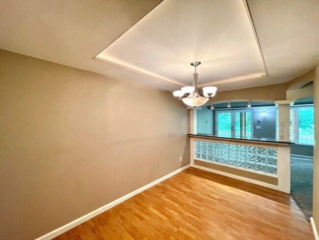 Building Photo - 14033 SE 185th Pl