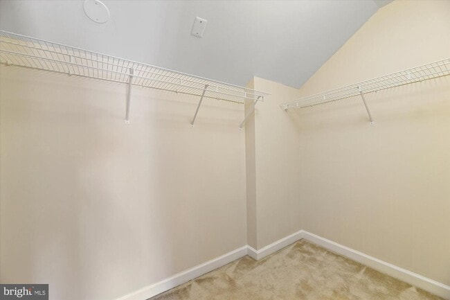 Building Photo - 4122 Orchard Ridge Blvd