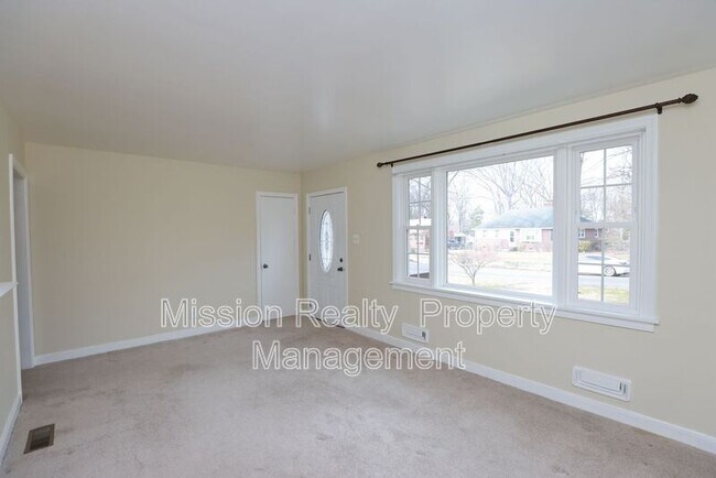 Building Photo - 8707 Mapleton Rd