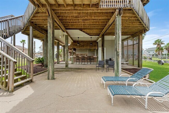 Building Photo - 21812 Frio Dr