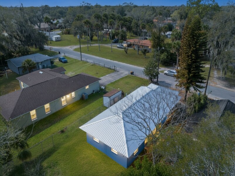 Building Photo - 431 Sheldon St