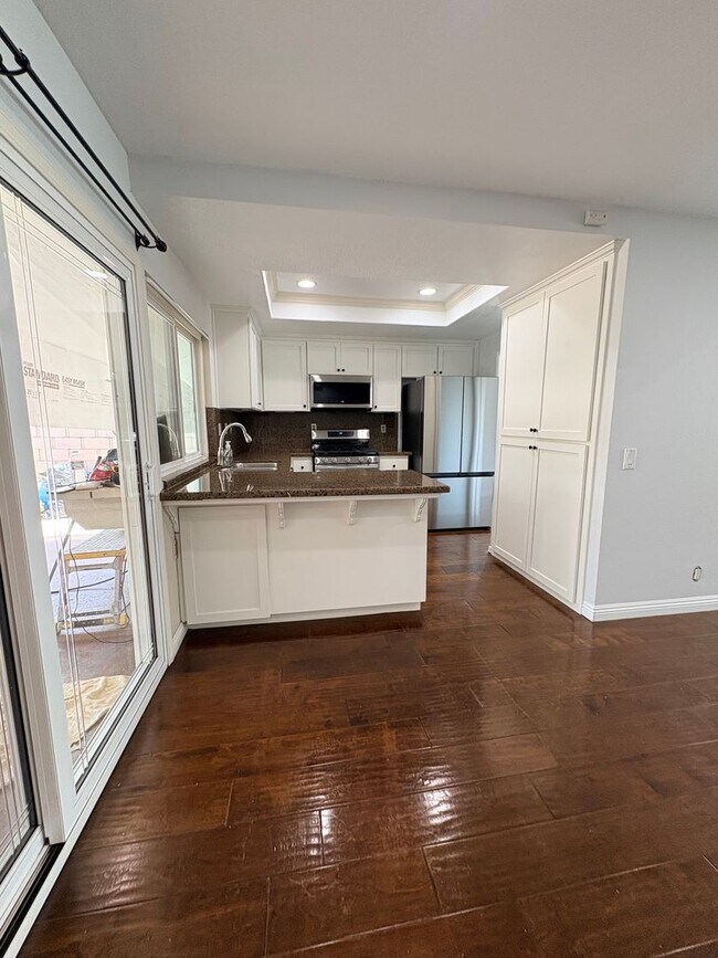 Building Photo - Beautiful single story home in Anaheim Hills. MUST SEE