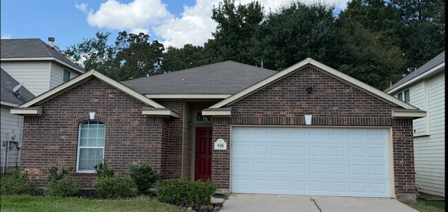 Primary Photo - 958 Oak Glen Dr