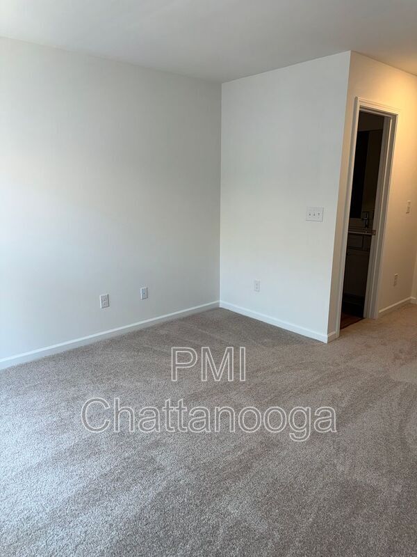 Building Photo - 244 Asbury Oak Ln