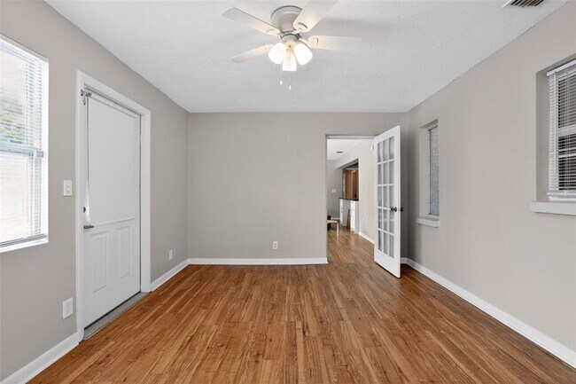 Building Photo - 13940 Antigua Dr