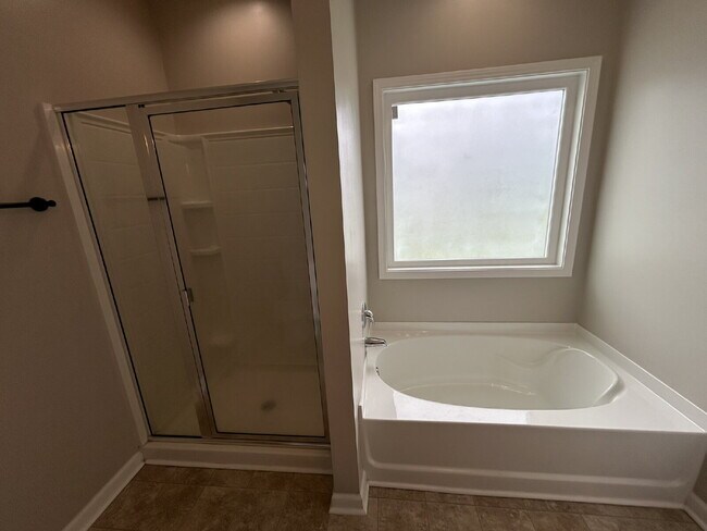 Building Photo - Home for Rent