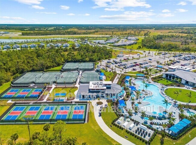 Building Photo - 12550 Galapagos Ct