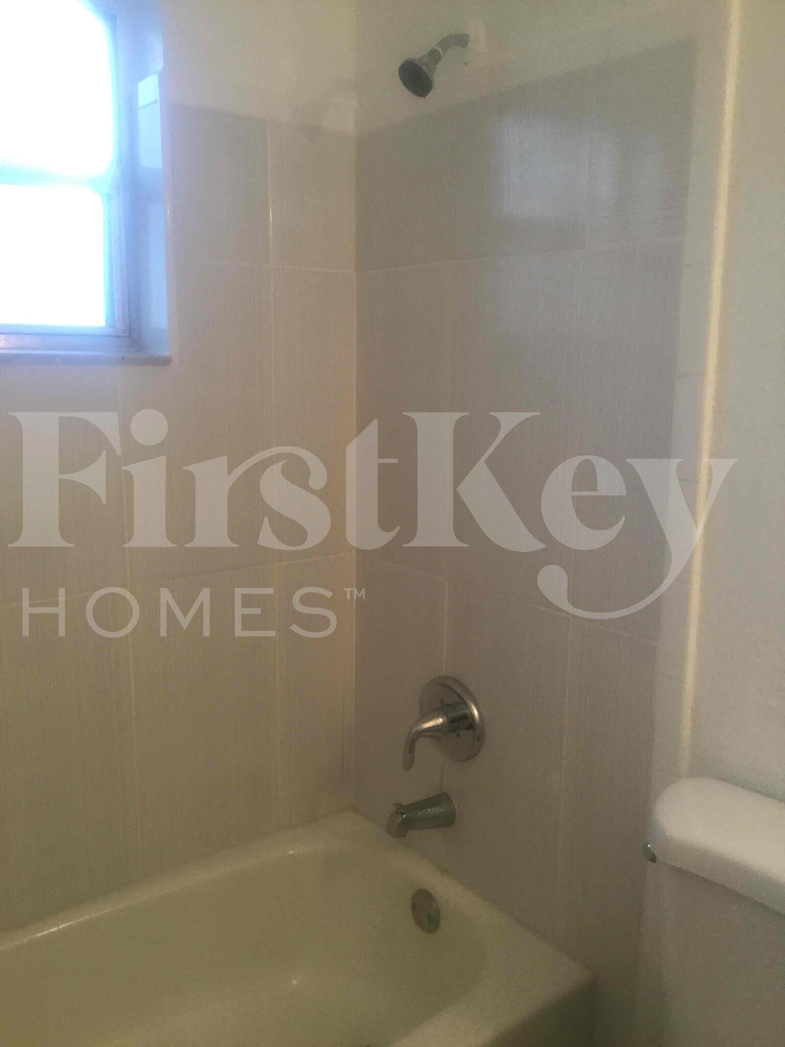 Building Photo - 6129 Moonbeam Dr