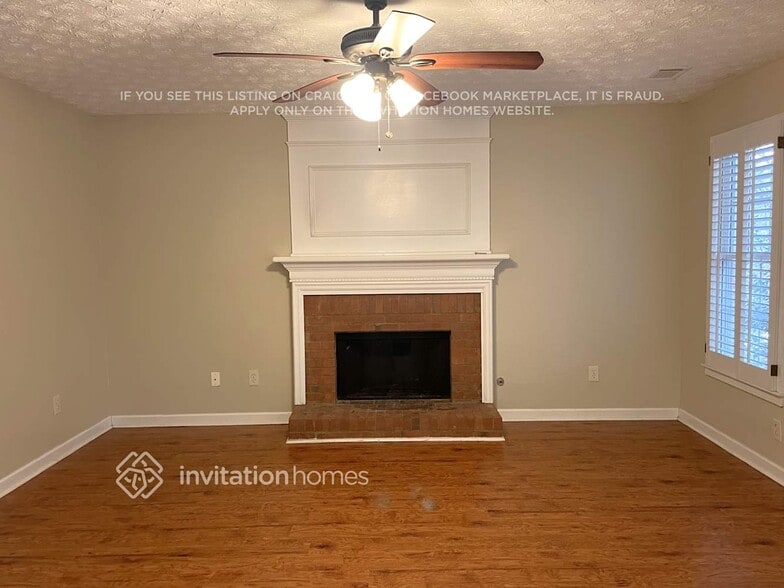 Building Photo - 9008 Mallory Ln