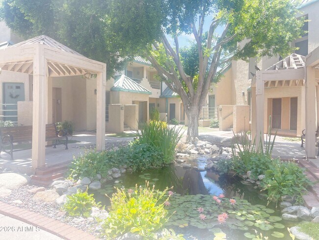 Building Photo - 101 N 7th St