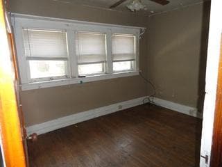 Building Photo - 415 E Clark St