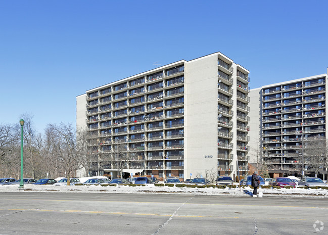 Building Photo - McDonnell Tower